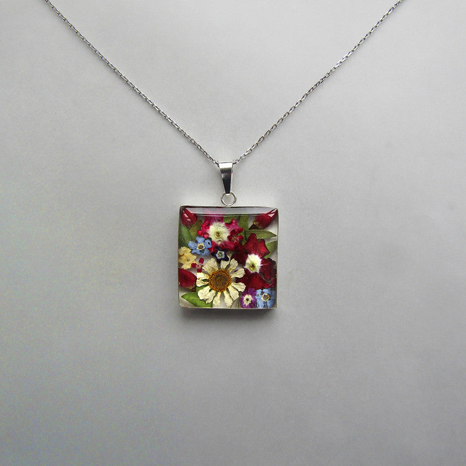 Miniature - Flower Garden Necklace (Square)