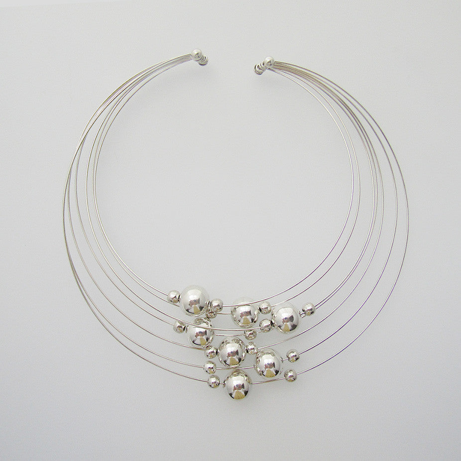 Planets Spin: Solar System Orbital Necklace